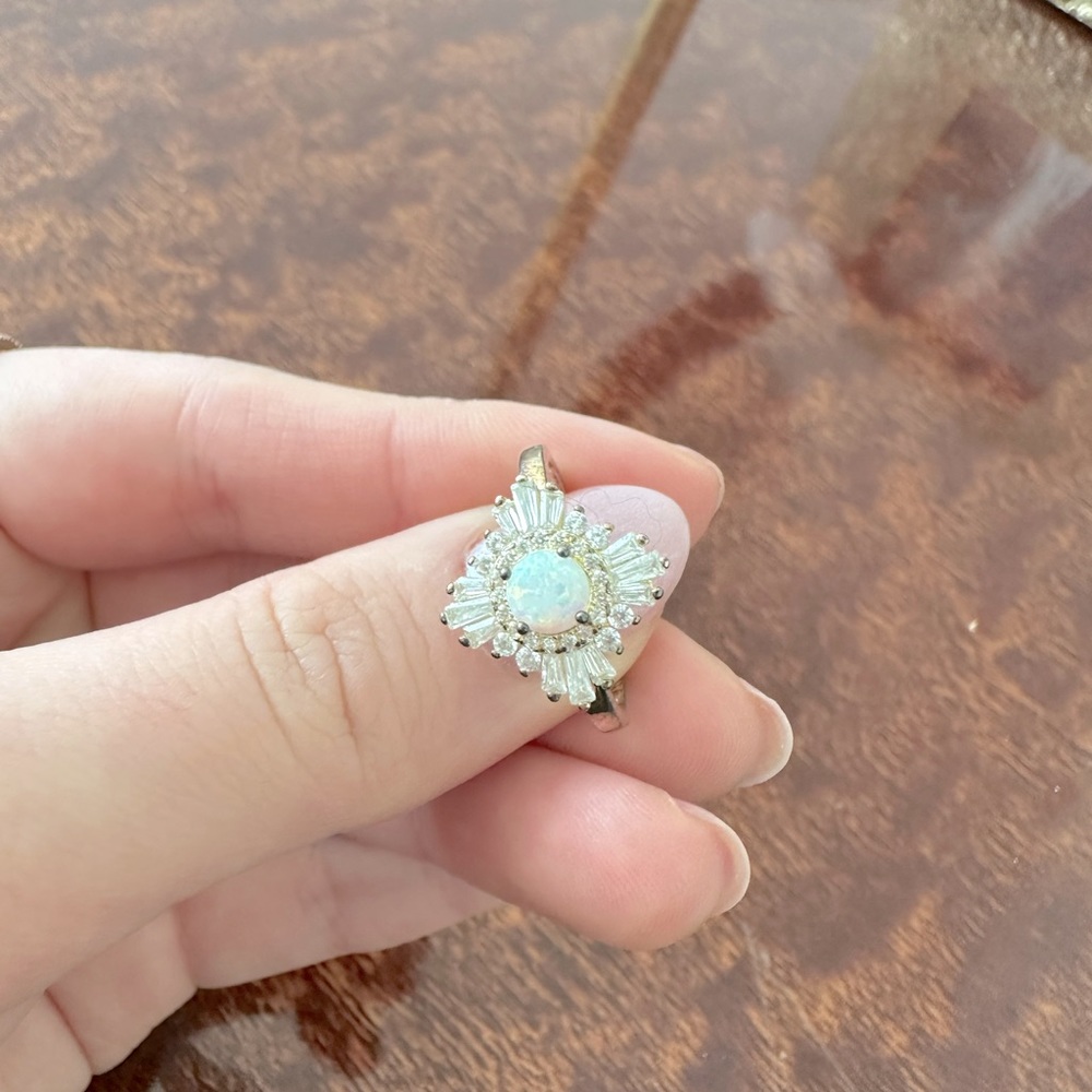Womens opal cocktail ring